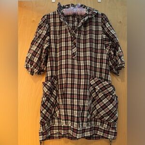 Plaid puff sleeved dress